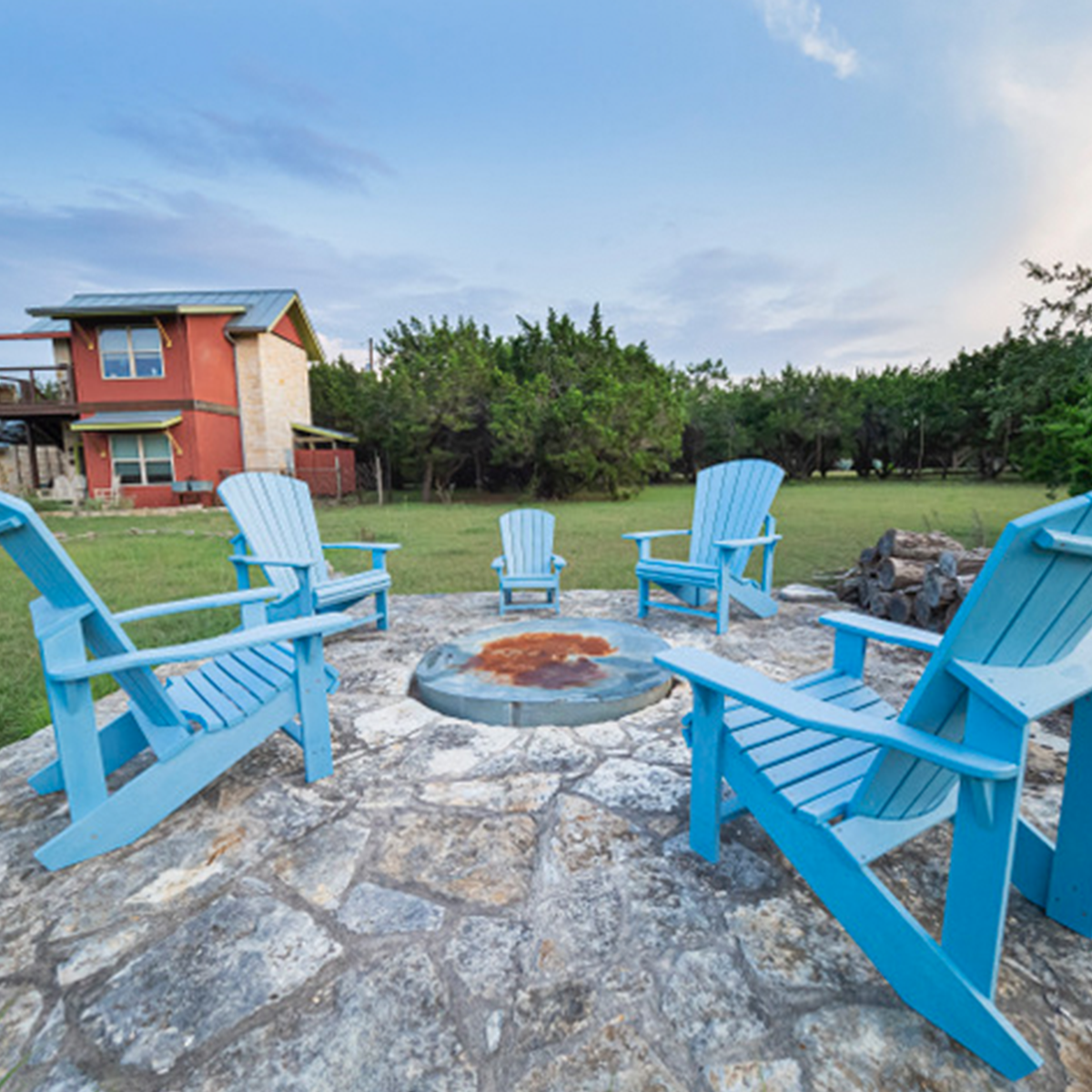firepit-at-mystic-sky-ranch