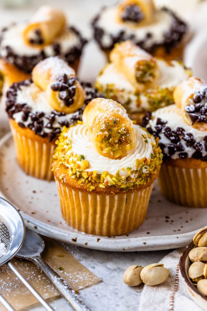 cannoli-cupcakes-7-683×1024 The Cupcake Canvas with Sibby Barrett